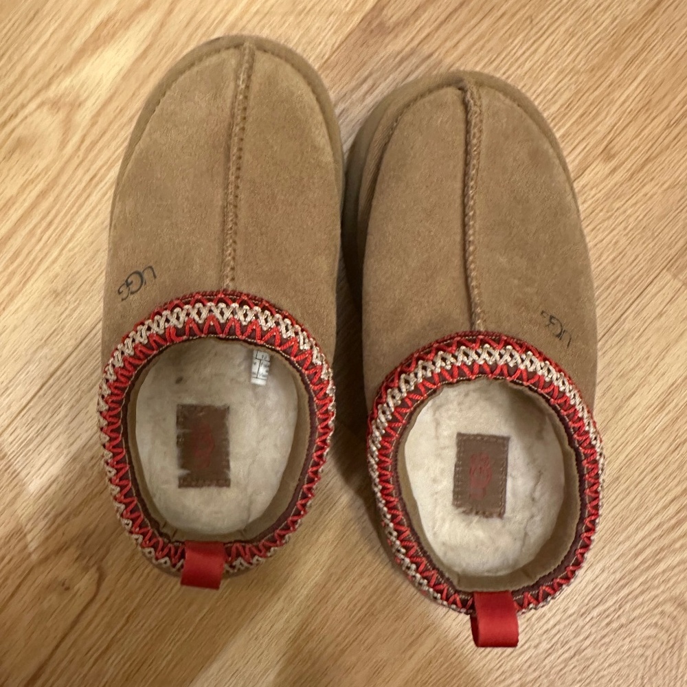 Kids Ugg Tasman II Slippers Size 13 Y Chesnut